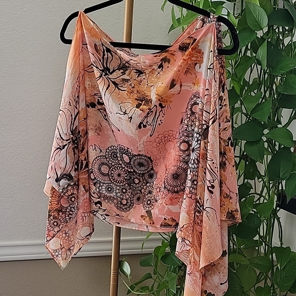 Mesmerize Poncho-style blouse Size S